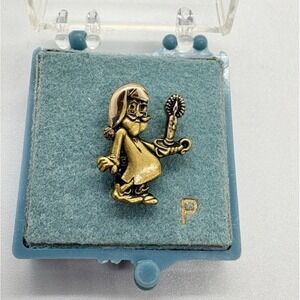 Vintage CTO Man in‎ Sleeping Gown & Cap Candle Lantern Pin 1/10 10K Gold Filled